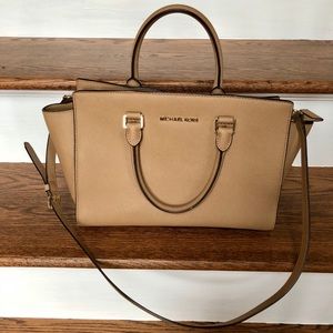 MICHAEL Michael Kors Large Selma Zip Satchel